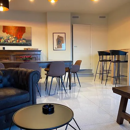 فندق مبيت وإفطار Foresteria Antica Bastia 4*