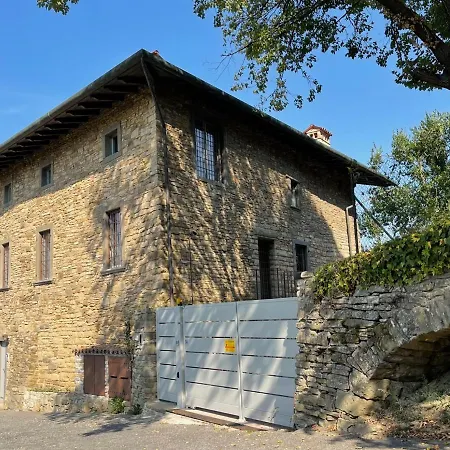 Foresteria Antica Bastia فندق مبيت وإفطار بيرغامو