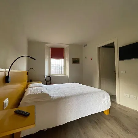 Foresteria Antica Bastia فندق مبيت وإفطار بيرغامو